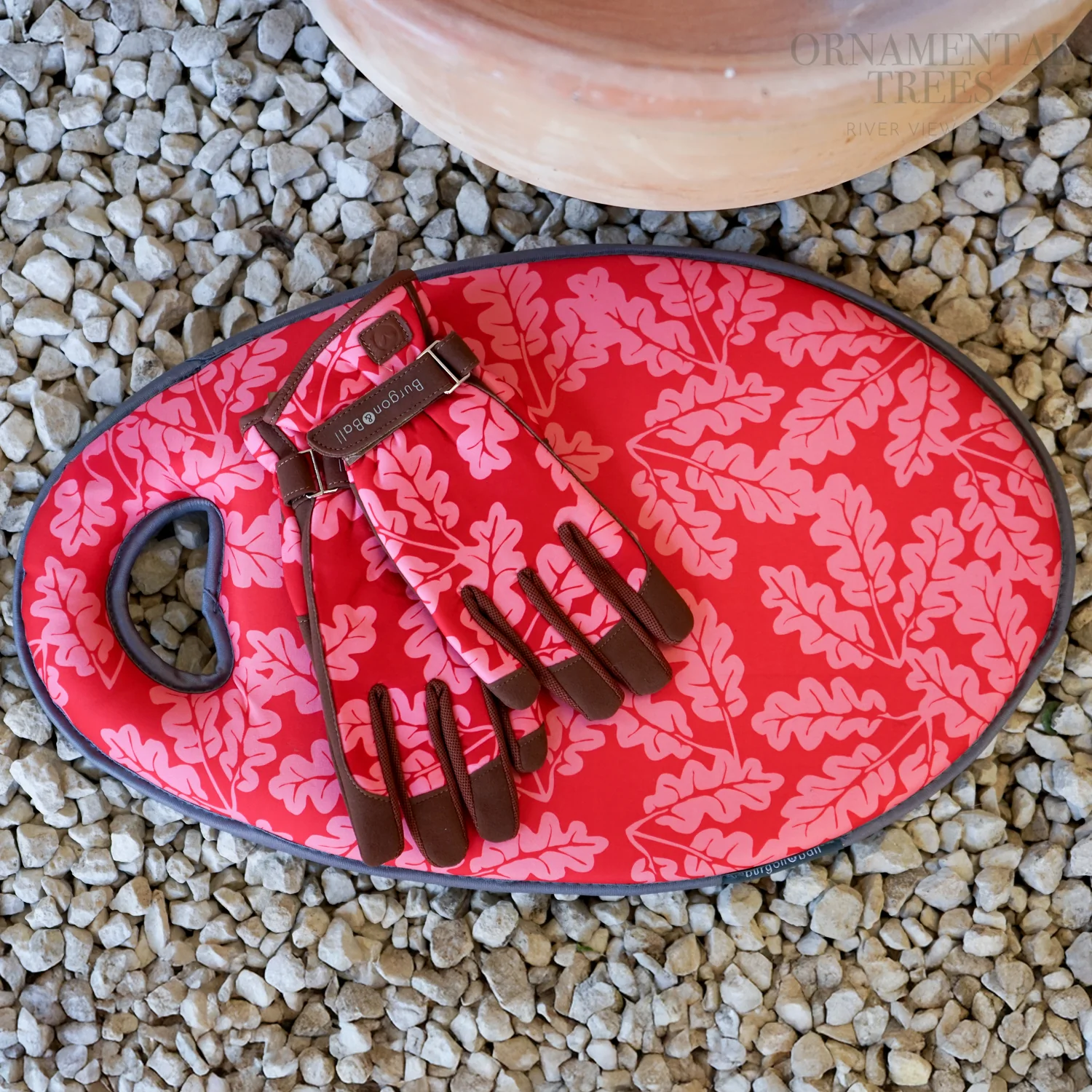 Burgon and Ball Poppy kneeling pad - Image 2